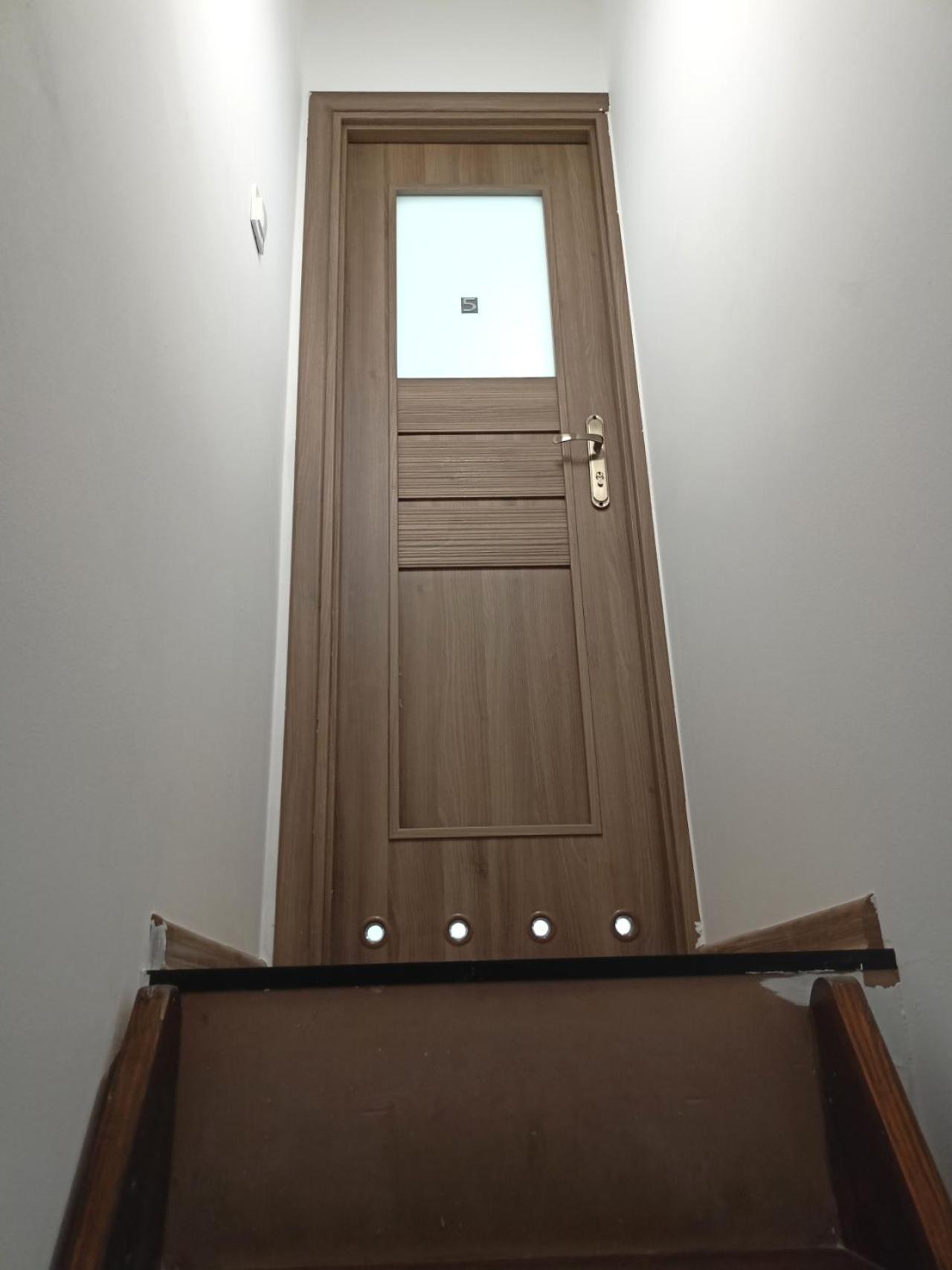 Lemuria Pokoje Hostel Chojnowska A Легница Экстерьер фото