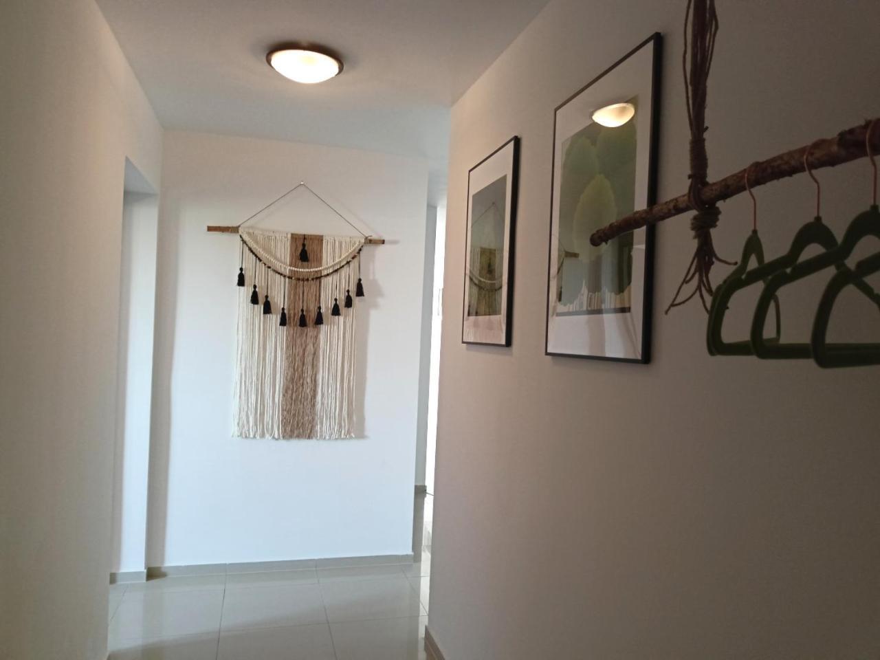 Lemuria Pokoje Hostel Chojnowska A Легница Экстерьер фото
